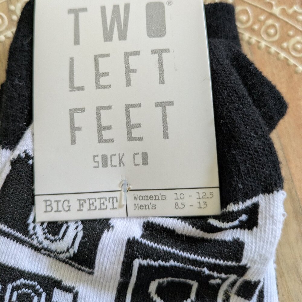 NWT Two Left Feet Snapshot Unisex Crew Socks Big Feet Label